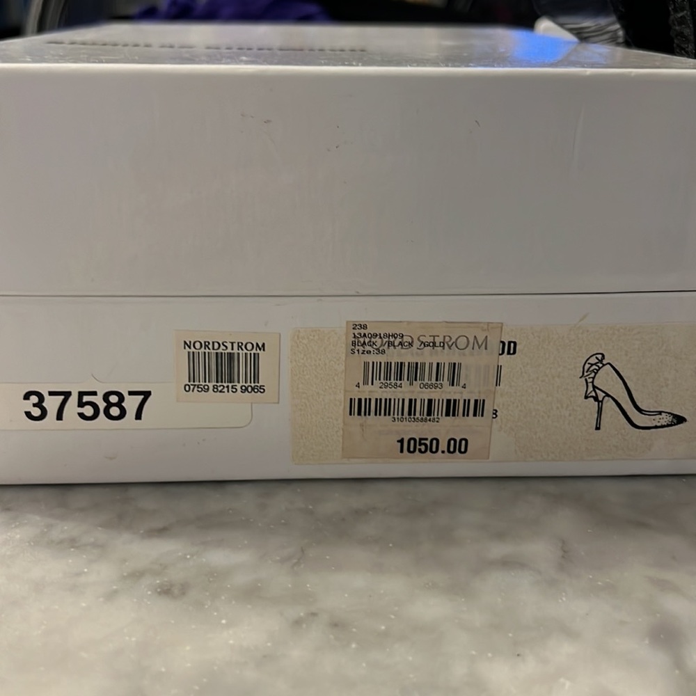 Nicholas Kirkwood black suede heels with Crystal details - Picture 9 of 11
